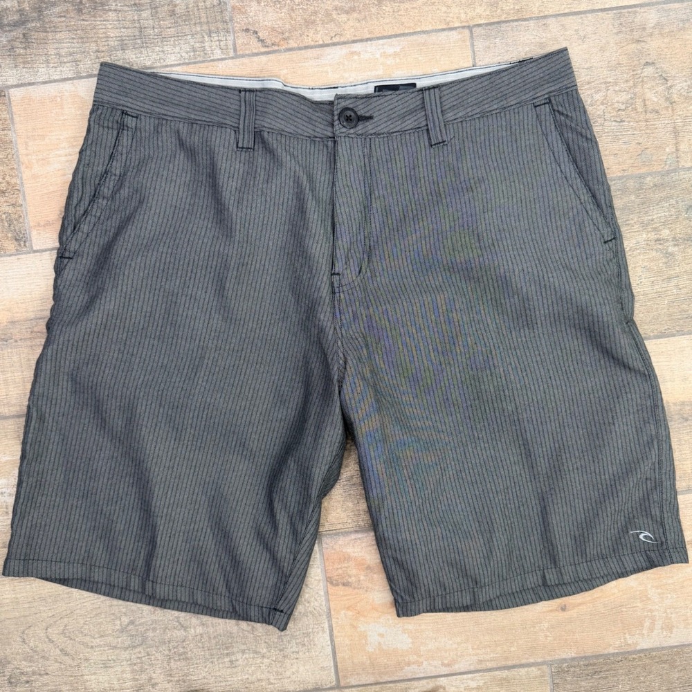 Rip Curl Wrapped Walkshort Men 40 Gray Pinstripe Flat Front Casual Shorts CWANYC